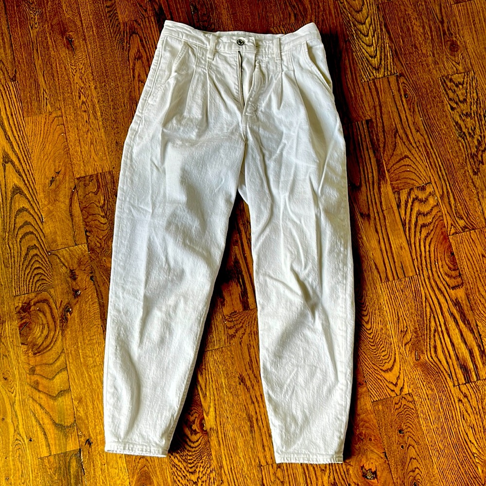 Abercrombie & Fitch 80’s Mom Jeans Ultra High Rise